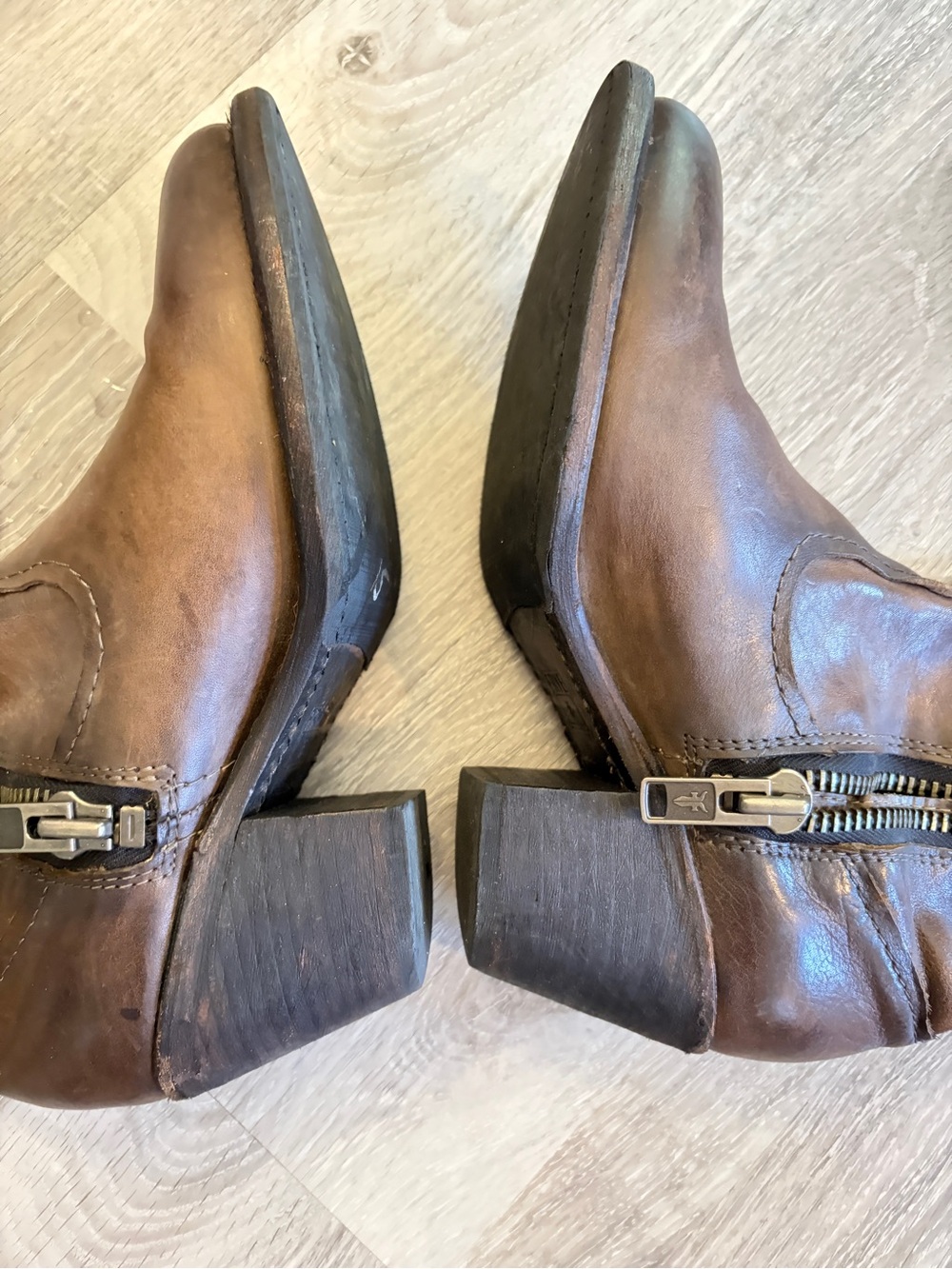 Frye Leslie Artisan Tall Riding Boots – Dark Brown Leather – Women’s Size 8